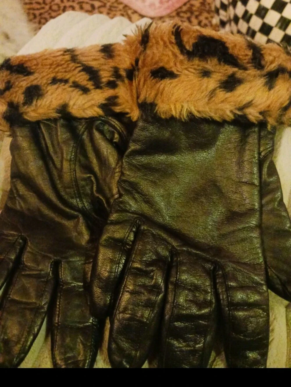 Black Leather Gloves with Leopard Faux-Fur Cuff Large